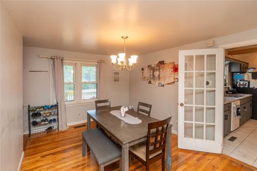 1089 County Route 12, New Hampton, NY, 10958-4513 | Card Image