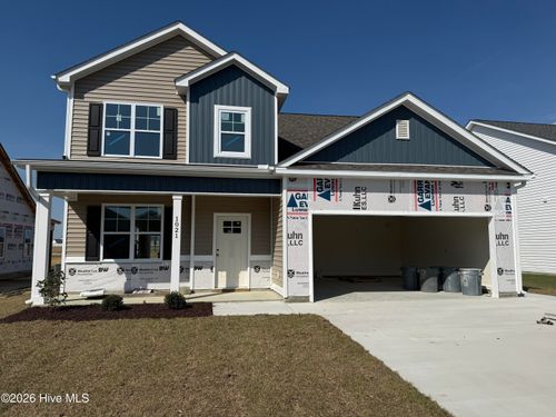 1021 Seven Iron Dr, Ayden, NC, 28513-6101 | Card Image