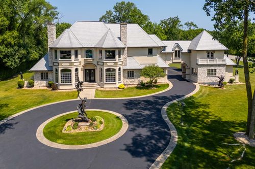 1130 Gavin Ct, Lake Forest, IL, 60045-2664 | Card Image