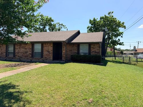 3807 William St, Sachse, TX, 75048-3901 | Card Image