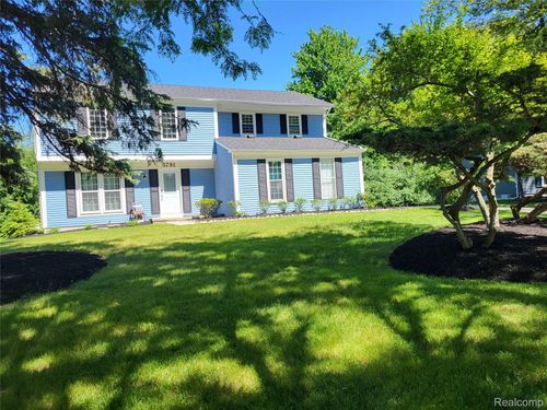 5791 Beauchamp, West Bloomfield, MI, 48322-1475 | Card Image
