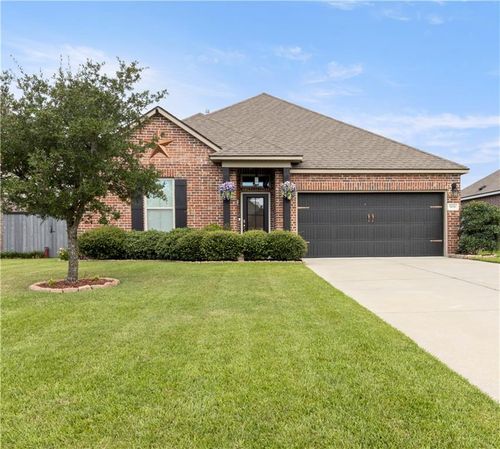 908 Lakeshore Village Pt, Slidell, LA, 70461-5623 | Card Image