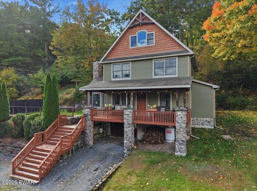 288 Gumbletown Road, Paupack, PA, 18451 | Card Image