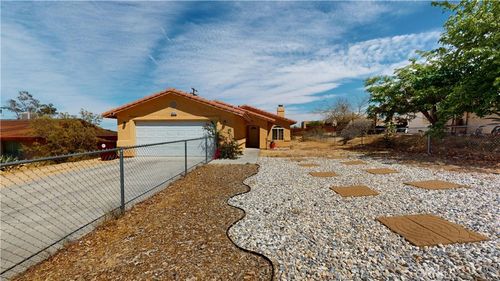 6829 Quail Spring, 29 Palms, CA, 92277 | Card Image