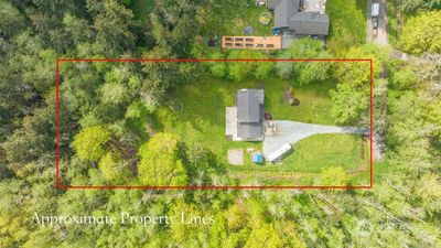 303 Dove Drive, House other with 5 bedrooms, 2 bathrooms and 2 parking in Camano Island WA | Image 3