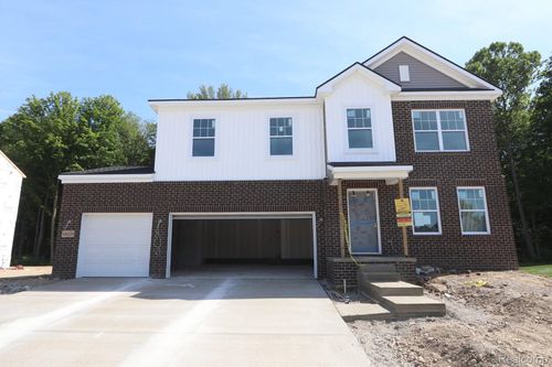 48229 Farmbrook Ln, Van Buren Township, MI, 48111-2079 | Card Image