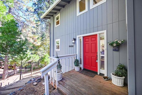 2081 Jerrilynn Dr, Arnold, CA, 95223-9416 | Card Image