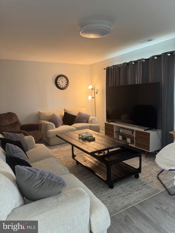 Residential Lease in SICKLERVILLE 2