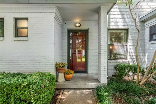 4953 N Hall St, Dallas, TX, 75235-8811 | Card Image