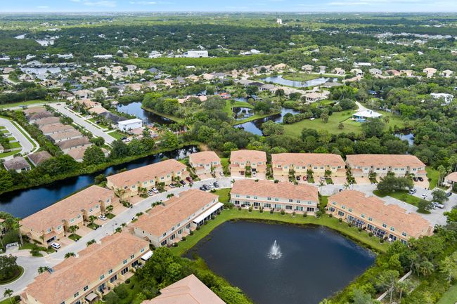 524 Sw Glen Crest Way, Condo with 3 bedrooms, 3 bathrooms and null parking in Stuart FL | Image 40