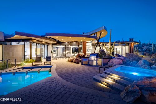 1470 W Tortolita Mountain Cir, Oro Valley, AZ, 85755-5912 | Card Image