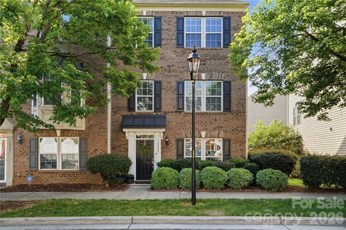 10005 Kings Parade Blvd, Charlotte, NC, 28273-5718 | Card Image