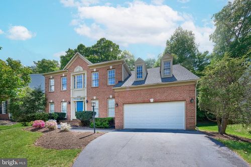 47093 Kentwell Pl, STERLING, VA, 20165-7564 | Card Image