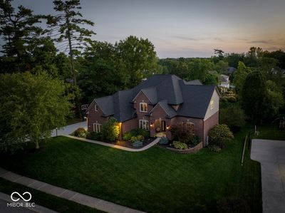 8914 Bay Breeze Lane, House other with 5 bedrooms, 4 bathrooms and null parking in Indianapolis IN | Image 3