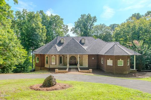 431 Thomas Loop Rd, Sevierville, TN, 37876-1221 | Card Image