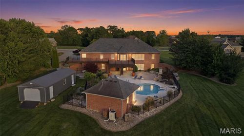 157 Blue Bell Ln, Highland, IL, 62249-4647 | Card Image