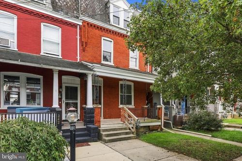 240 E Ross Street, LANCASTER, PA, 17602 | Card Image