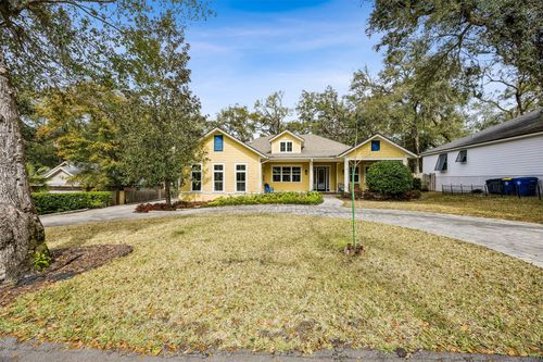 2117 Alachua Street, Fernandina Beach, FL, 32034 | Card Image