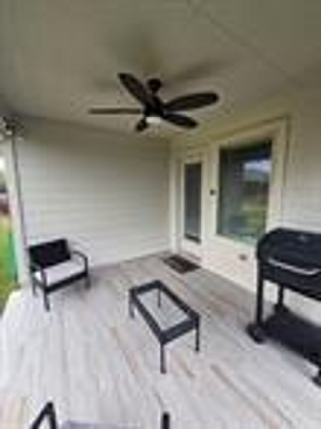 Backyard Patio | Image 14