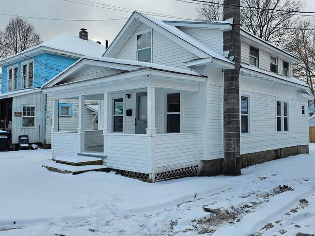 109 Charles St, House other with 3 bedrooms, 2 bathrooms and null parking in Bennington VT | Image 5