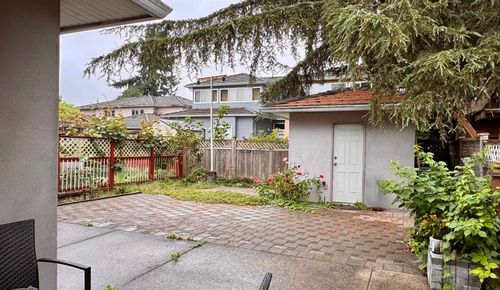 7573 17th Ave, Burnaby, BC, V3N1L6 | Card Image