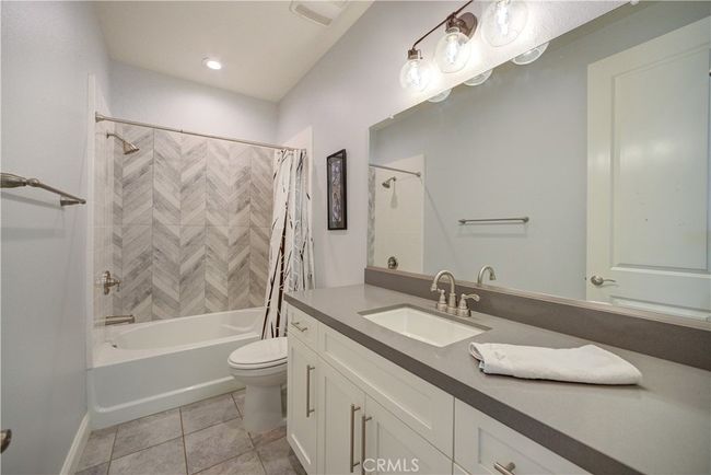 Bathroon in Bonus Room | Image 34