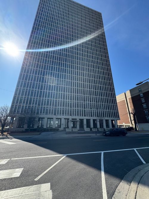 12e-6700 South Shore Dr, Chicago, IL, 60649-1312 | Card Image
