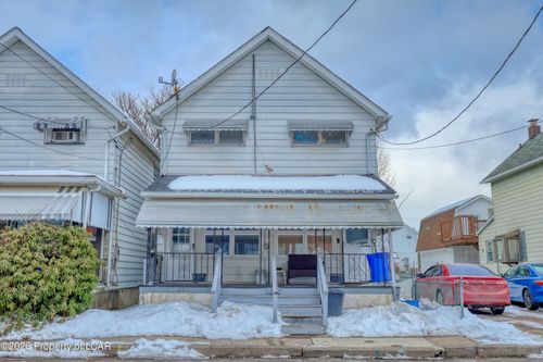 60 Luzerne St, Hanover Township, PA, 18706-3325 | Card Image