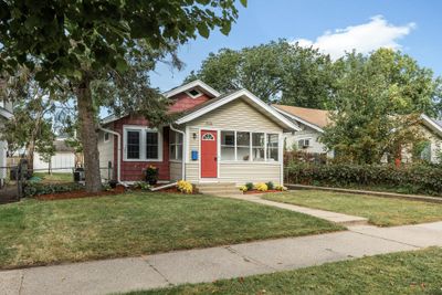 Welcome home to this quintessential S Minneapolis bungalow | Image 1