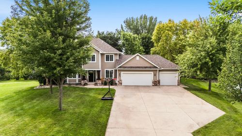 1373 Heritage Ave Nw, Hutchinson, MN, 55350-4390 | Card Image