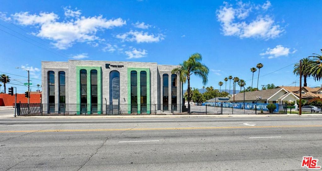 Commercial Sale in San Bernardino 4