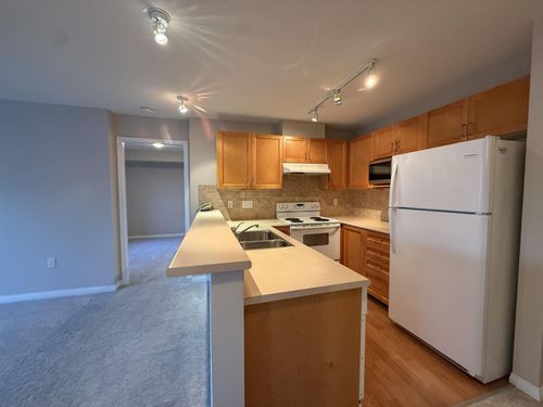 15188 22 Avenue, Surrey, BC, V4A9T4 | Card Image