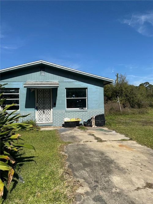 811 Hymon Cir, Bunnell, FL, 32110-5606 | Card Image