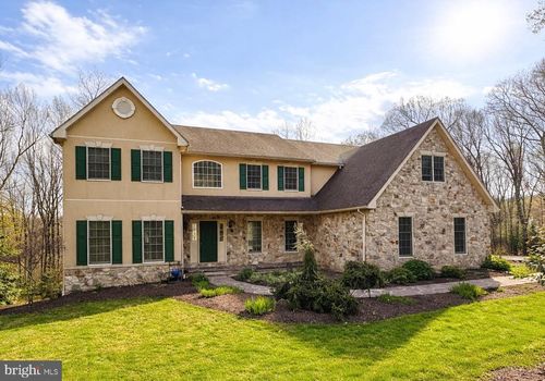820 Oregon Rd, MOHNTON, PA, 19540-8511 | Card Image