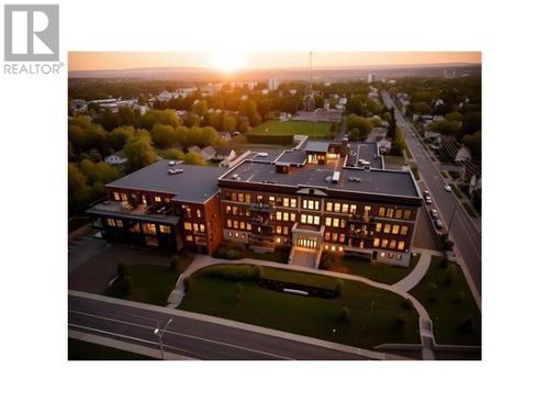 96 High St N, Thunder Bay, ON, P7A5R3 | Card Image