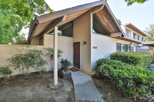f-725 Blair Ct, Sunnyvale, CA, 94087-6109 | Card Image