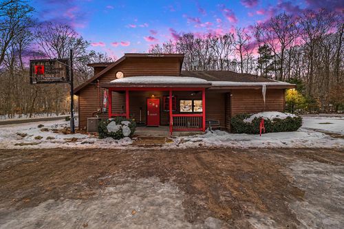 2998 Scenic Dr, Muskegon, MI, 49445-9611 | Card Image