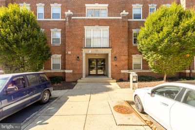 301 - 3611 38 Th Street Nw, Condo with 1 bedrooms, 1 bathrooms and null parking in WASHINGTON DC | Image 1