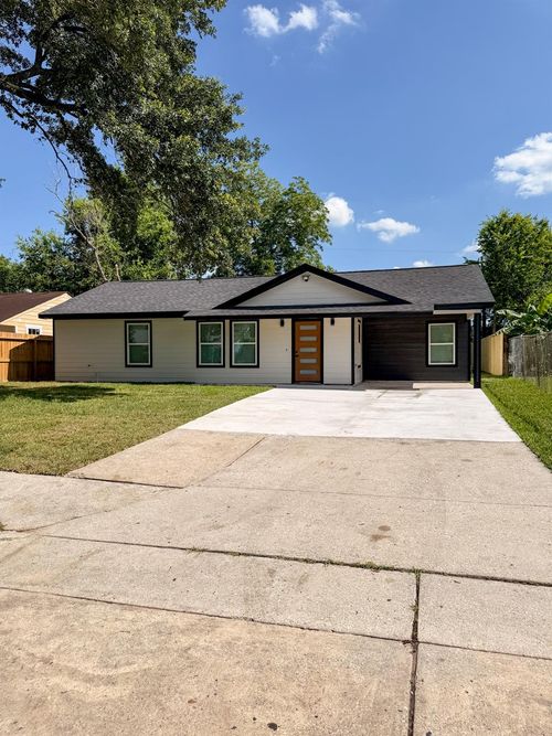 5842 Southford Street, Houston, TX, 77033 | Card Image