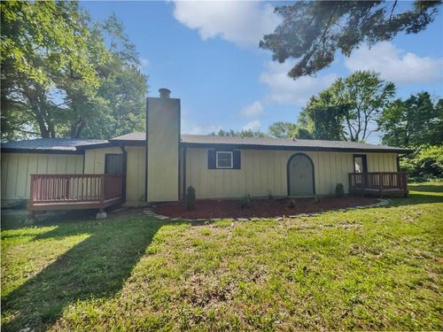 8701 E 109th Ter, Kansas City, MO, 64134-3058 | Card Image