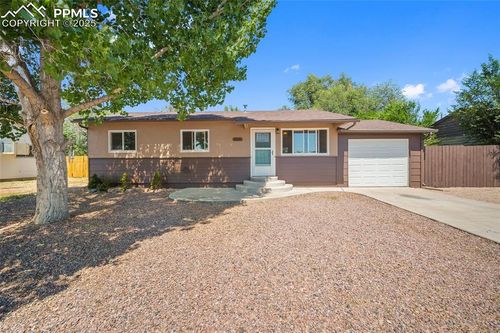 323 Mount View Ln, Fountain, CO, 80817-1727 | Card Image