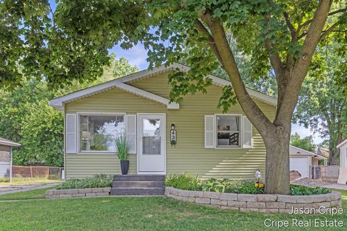 43 35th St, Wyoming, MI, 49548-2247 | Card Image