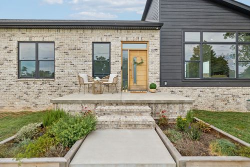 3132 Edgemont Dr, Nashville, TN, 37214-2323 | Card Image