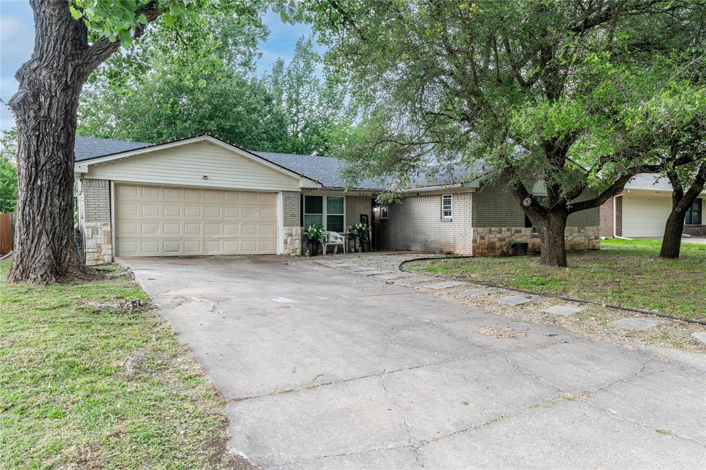 Bryan Dr, Denison, TX 75020