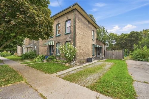 45 East Ave, Brantford, ON, N3S3L2 | Card Image