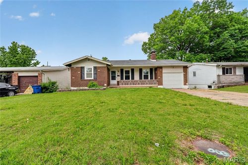 11007 Landseer Dr, Saint Louis, MO, 63136-5838 | Card Image
