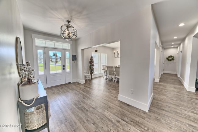 700 E 2 Nd St, House other with 4 bedrooms, 4 bathrooms and null parking in Lynn Haven FL | Image 7