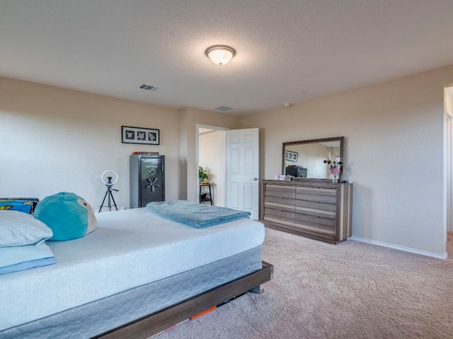 270 Fuchsia St, House other with 3 bedrooms, 3 bathrooms and 6 parking in Kyle TX | Image 18