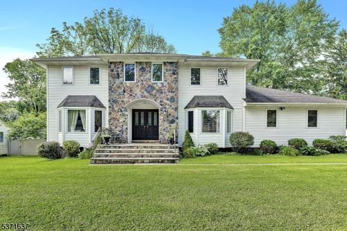 7 Patchbox Ct, Boonton, NJ, 07005-9605 | Card Image