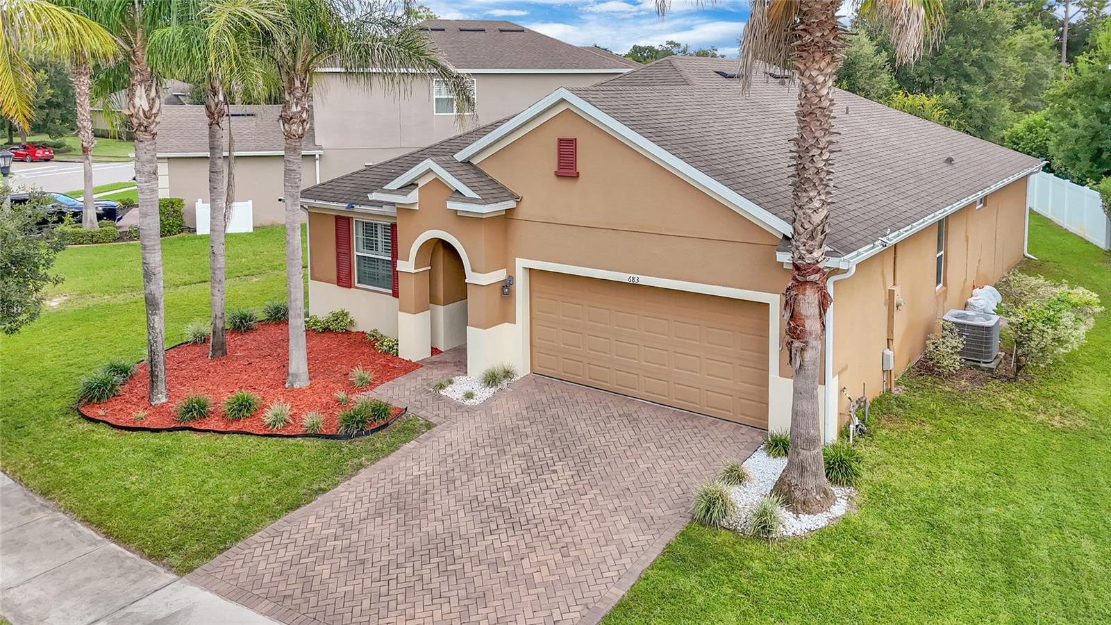 Residential in DELAND 3